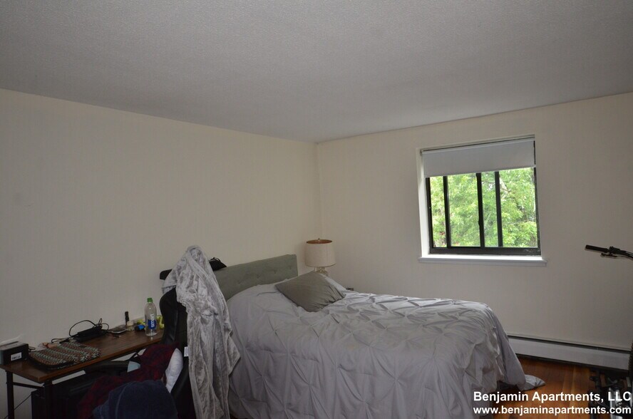 Building Photo - 60 Homer Ave