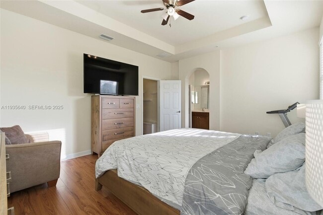 Building Photo - 165 Emerald Creek Terrace