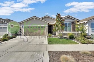 Building Photo - 4168 Gossamer St