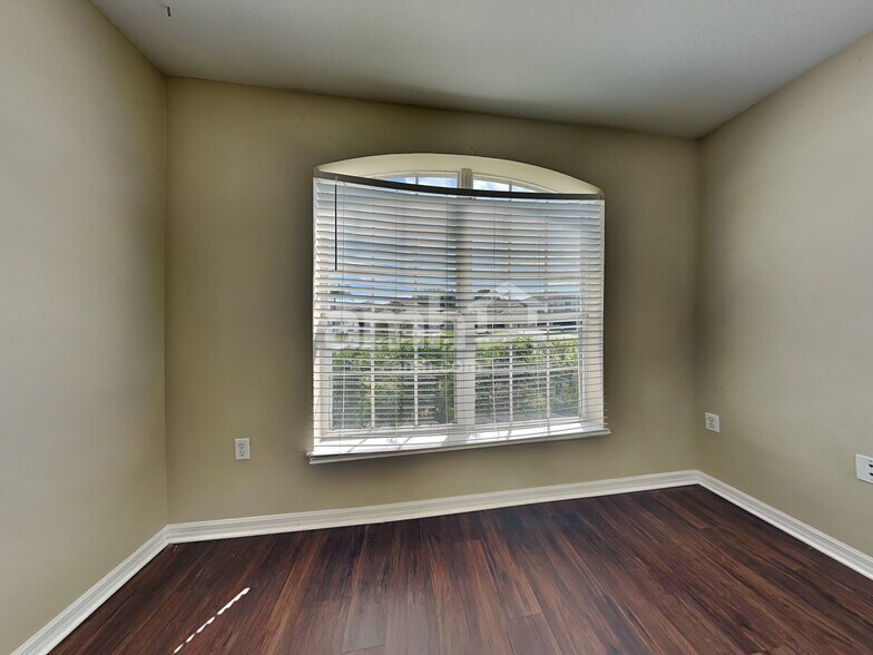 Building Photo - 3245 Helmel Ct