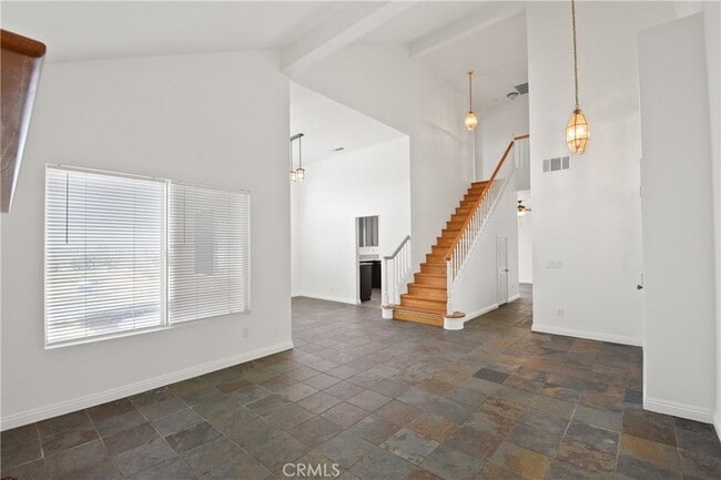 Building Photo - 1253 Taft Ln