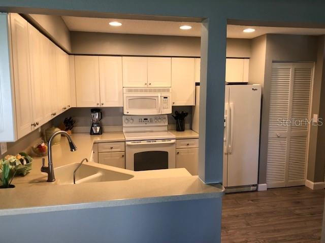 Building Photo - 5767 Avista Dr