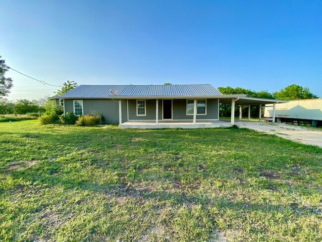 Building Photo - 272 Jasmine Ln