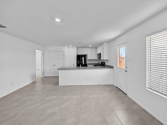 Building Photo - 14004 Birch Farm Dr