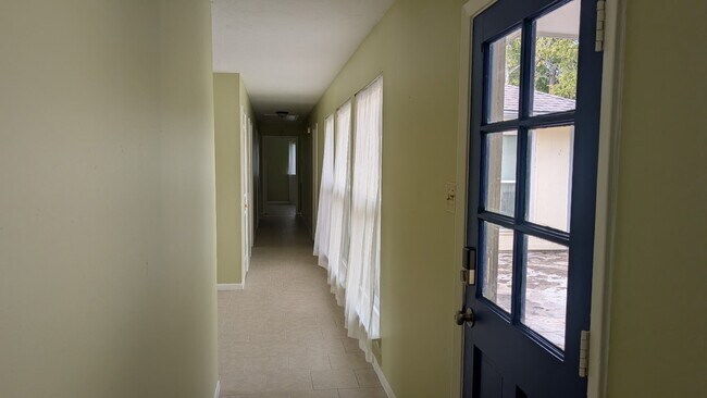 Building Photo - 7706 Winter Glen Ln