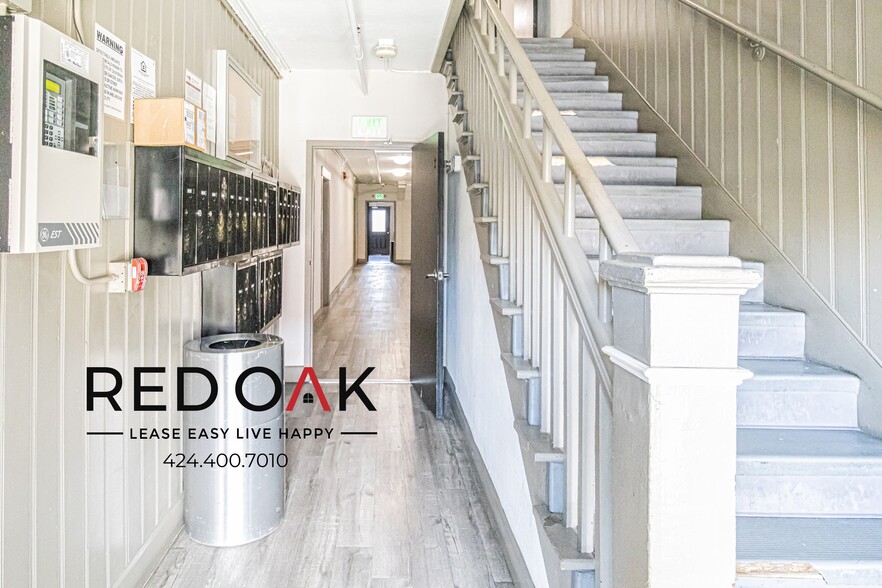 Building Photo - 719 Heliotrope Dr