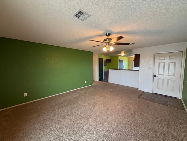 Building Photo - POOL & SOLAR HOME!