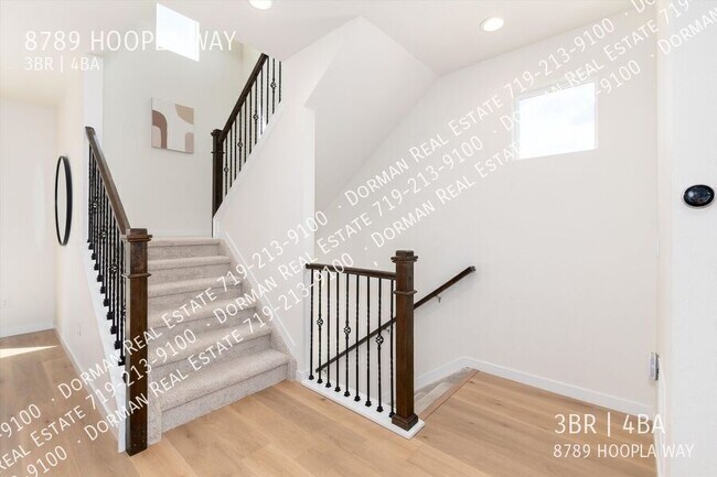 Building Photo - 8789 Hoopla Way