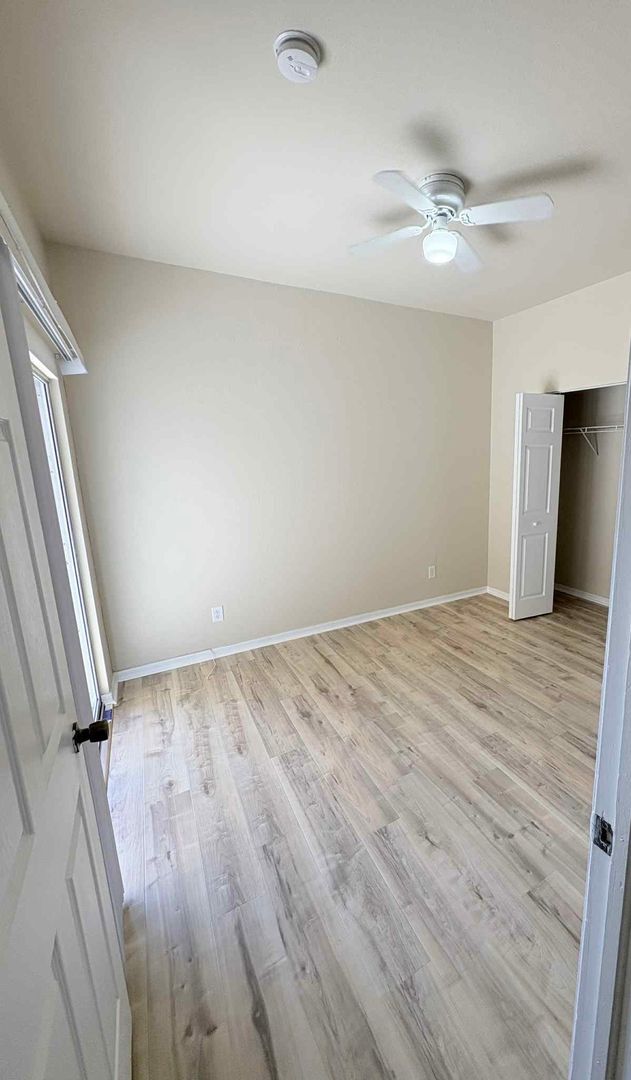 Building Photo - Charming 3-Bedroom 2 Bathroom and Garage in Lehigh Acres