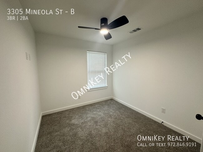 Building Photo - 3305 Mineola St