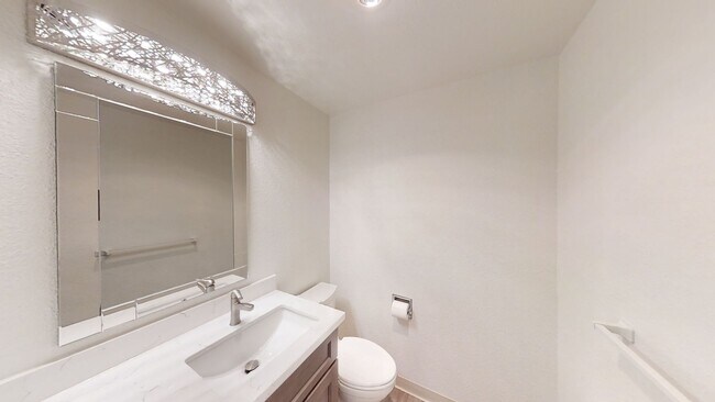 Building Photo - 13605 107th Ave Ct E