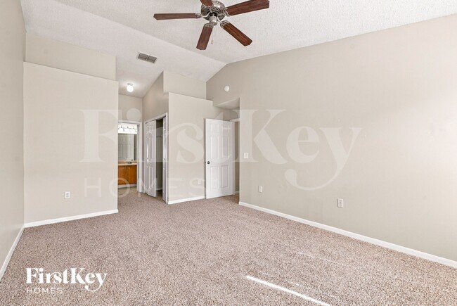 Building Photo - 6505 Viewpoint Ct