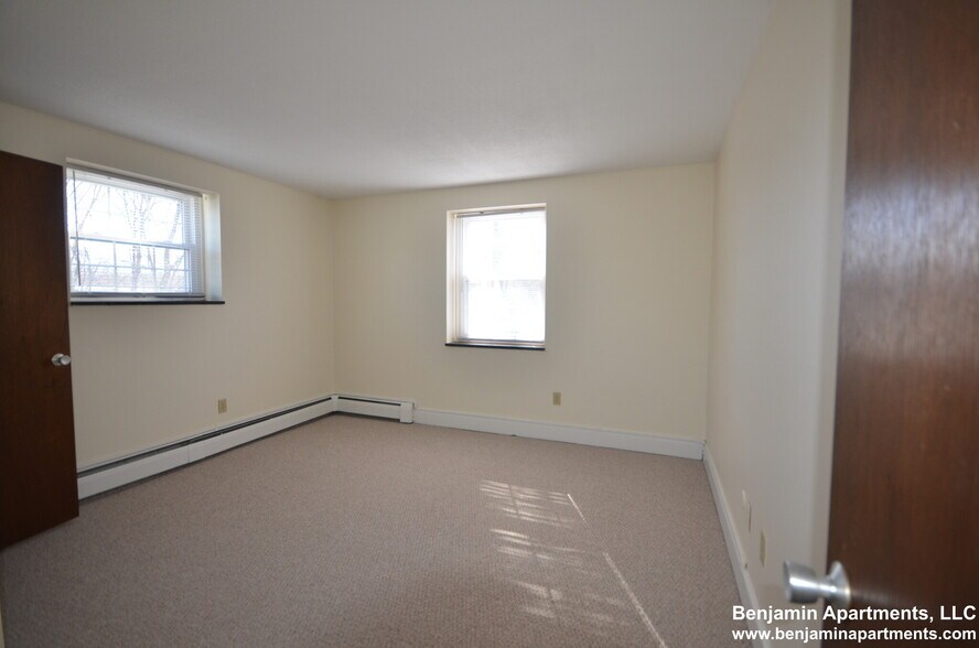 Building Photo - 1 Brattle Dr