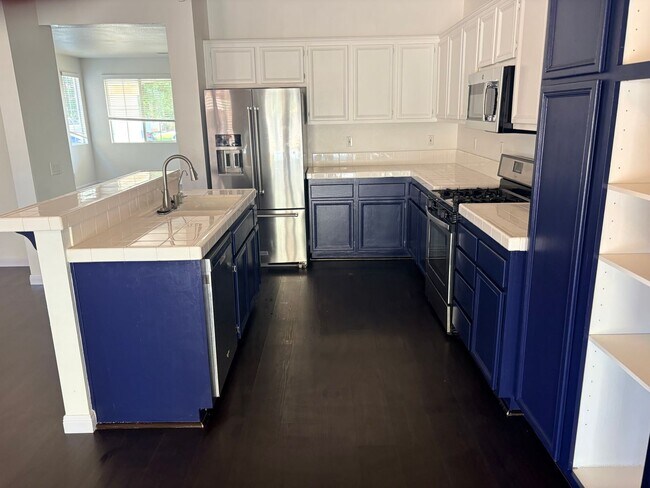 Building Photo - SINGLE STORY HOME LEASE AVAILABLE IN MENIFEE!!!