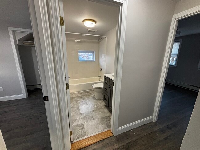 Building Photo - 546 Nantasket Ave