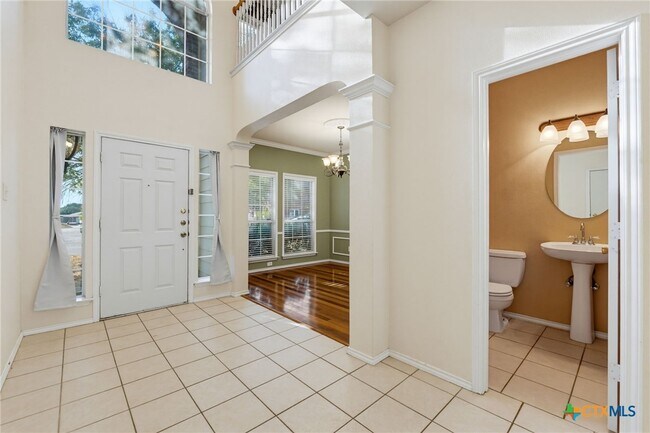 Building Photo - 2416 Catawba Loop