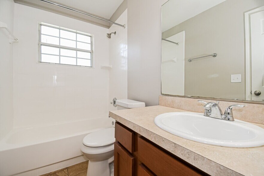 Building Photo - 2994 Quapaw Trail