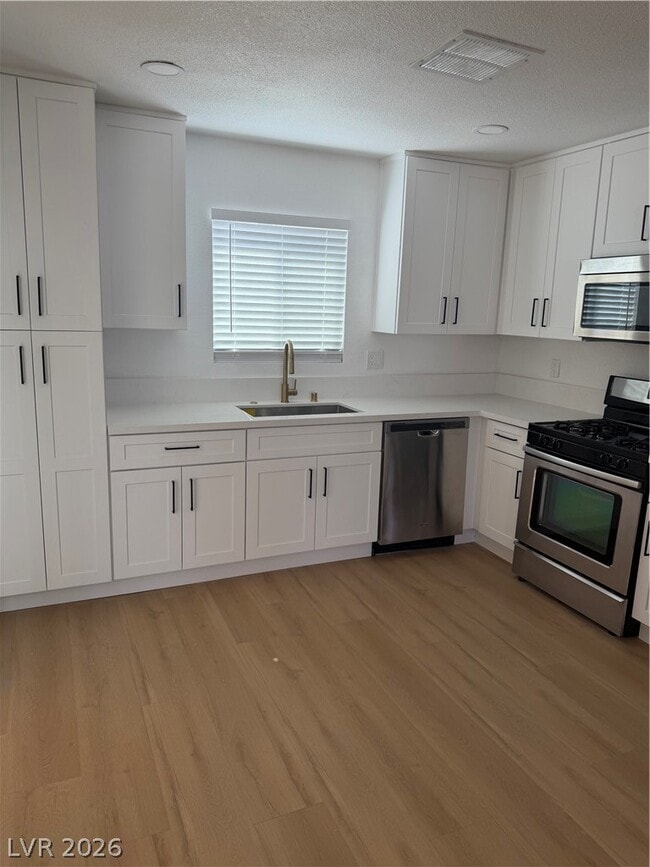 Building Photo - 6993 Royal Meadow Pl