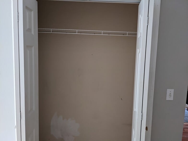 Bedroom (Smaller) 4 - 1 Chloe Dr