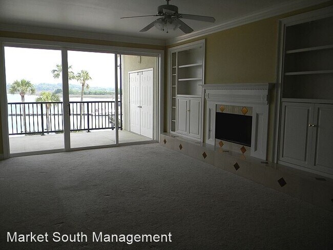 Building Photo - 2902 River Dr