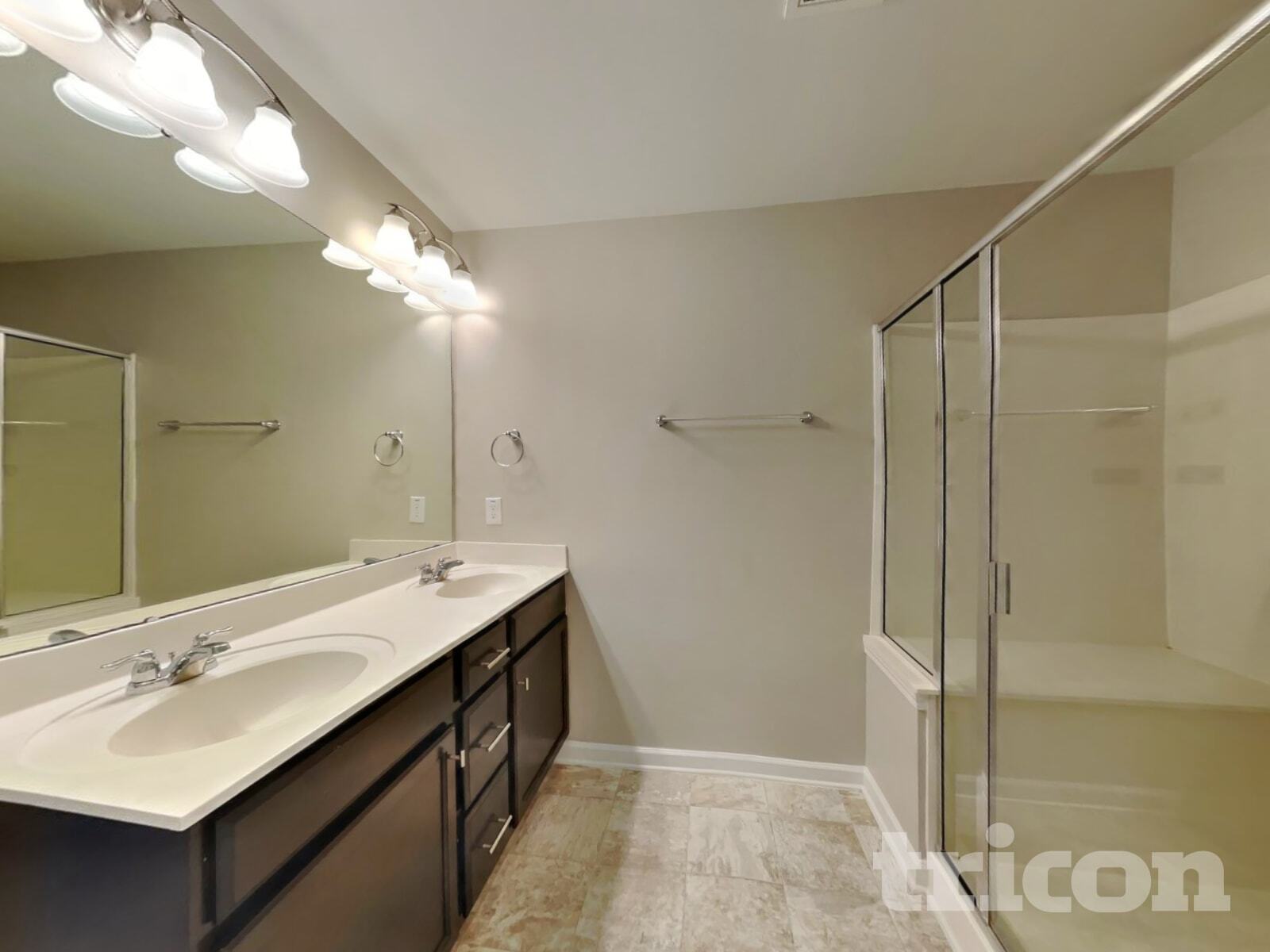 Building Photo - 64 Crew Clb Ct