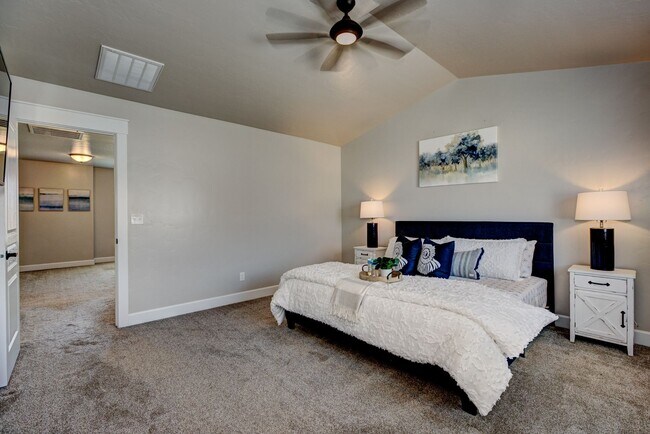 Building Photo - Beautiful Home in the Heart of Eagle