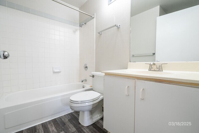 Building Photo - 94-225 Paioa Pl #C202