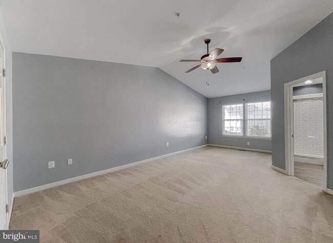 Building Photo - 45571 Catalina Ln