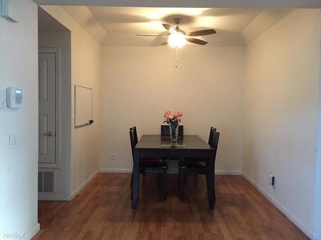 Building Photo - 34446 Calgary Terrace