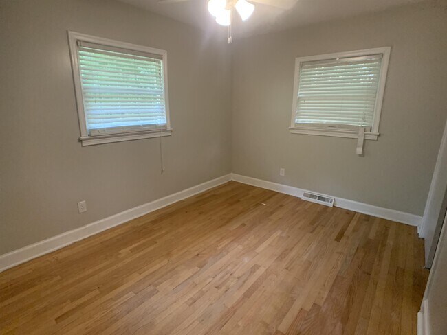 Building Photo - 1714 McHenry Ave