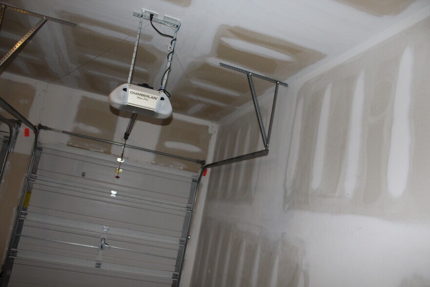 Building Photo - 1404 Bellsmith Dr