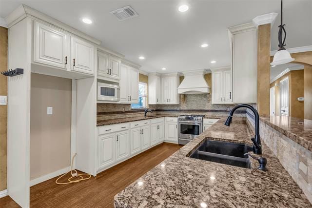 Building Photo - 3613 Cork Pl