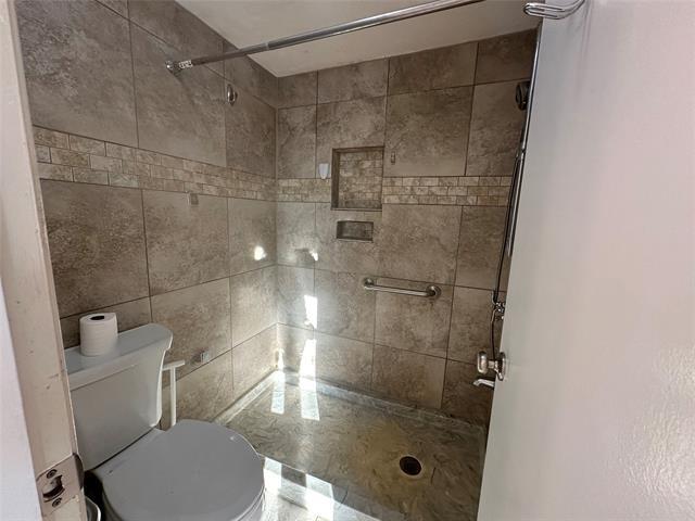 Building Photo - 13747 Brookgreen Cir