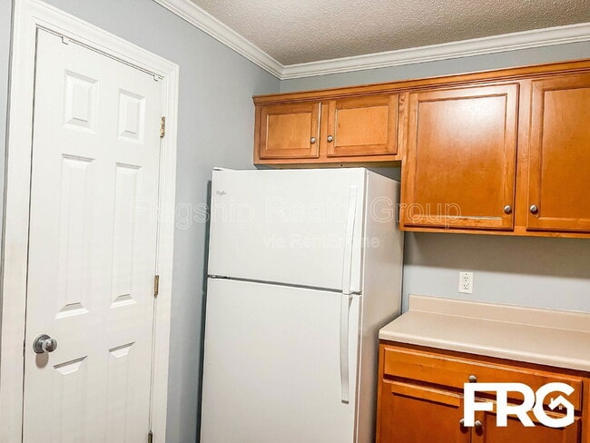 Building Photo - 1310 Thomas Langston Rd