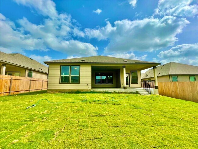 Building Photo - 163 McGinnis Trl