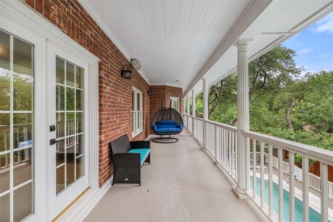 Building Photo - 2922 Thousand Oaks Dr