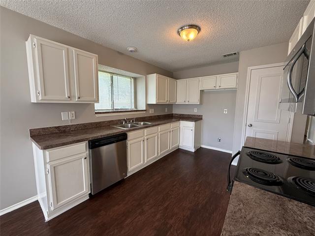 Building Photo - 1330 Planters Rd