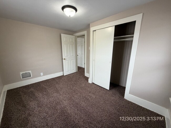 Building Photo - 3422 Smith St