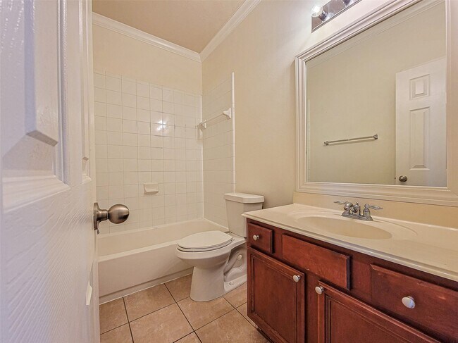 Building Photo - 3611 Cedar Flats Ln