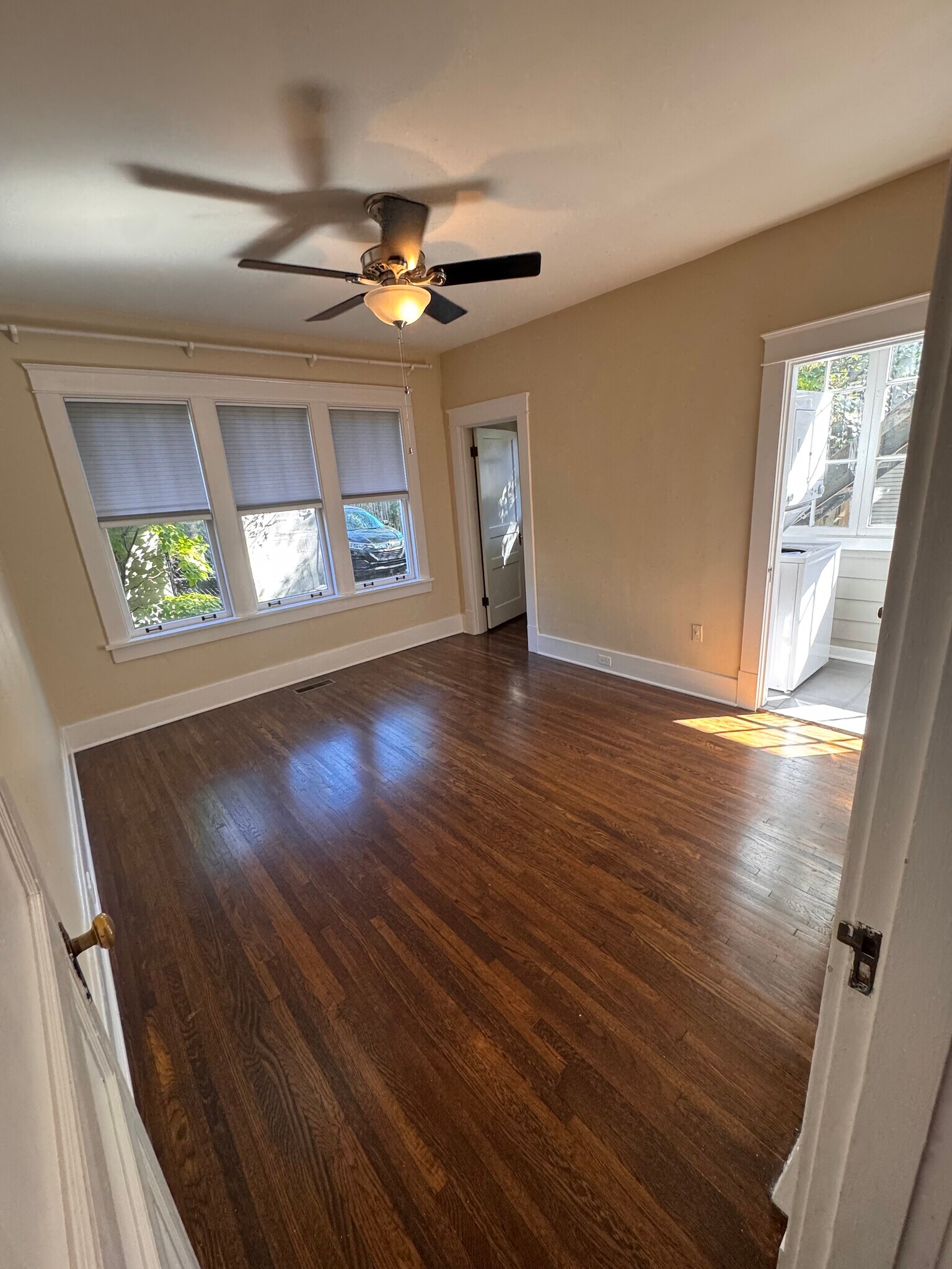 Bedroom - 1409 Stratton Ave