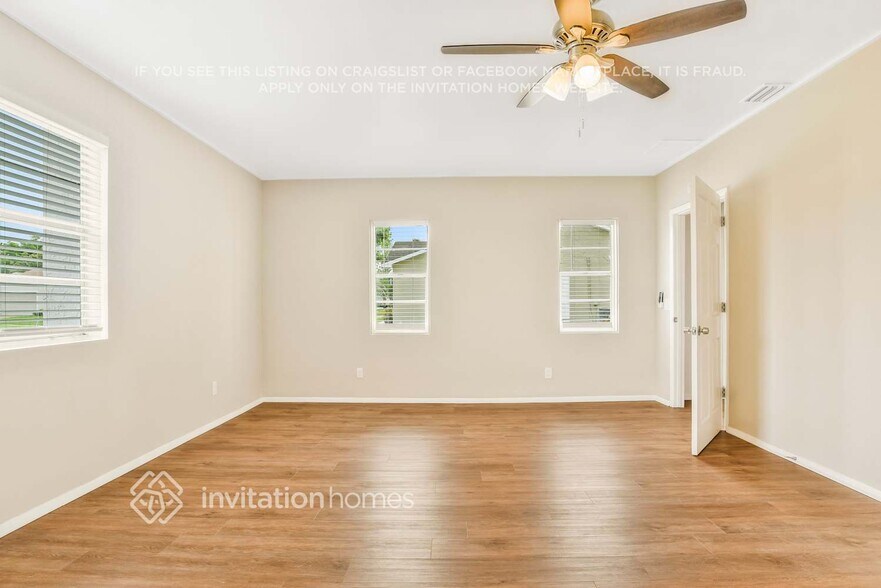 Building Photo - 5722 Starbright Dr