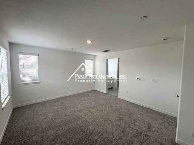 Building Photo - 12636 Hereford Ave