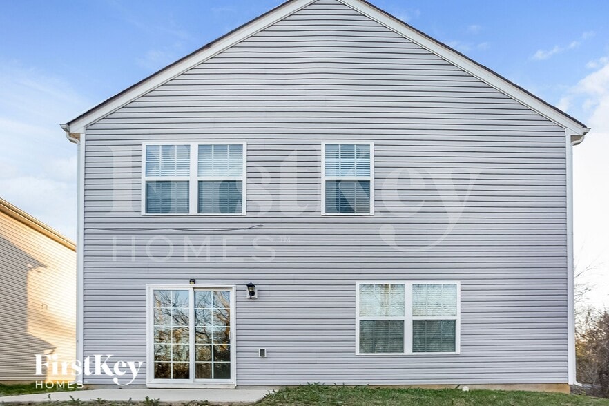 Building Photo - 4924 Abercromby St