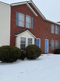 Building Photo - 2 Bedroom 1.5 Bath Townhome in Salem City