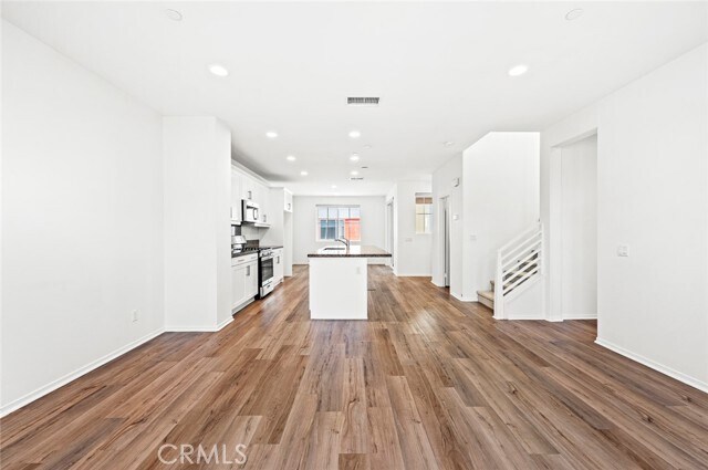 Building Photo - 9560 Hammock Pl