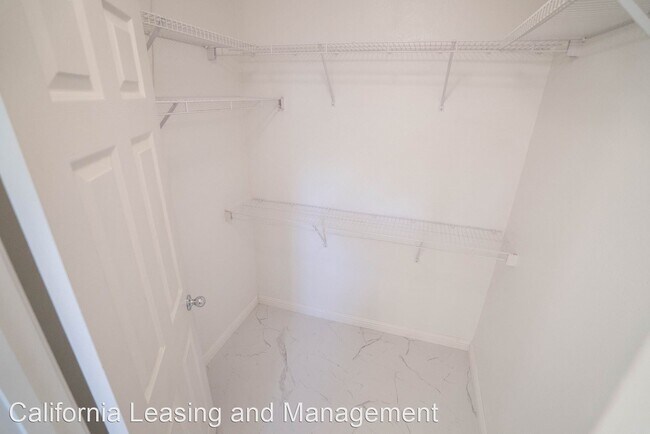 Building Photo - 4 br, 2 bath House - 25840 Webster Place
