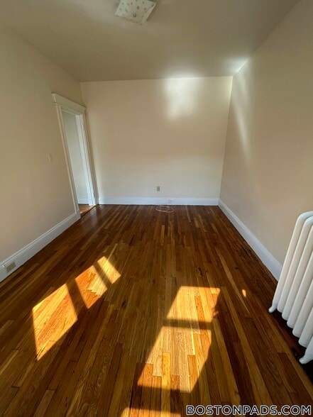 Building Photo - 1144 Commonwealth Ave