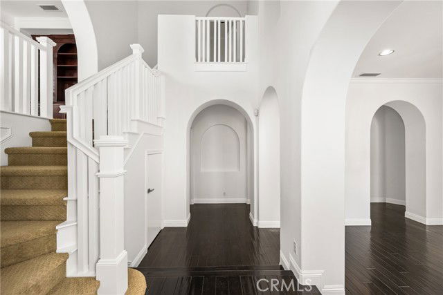 Building Photo - 6 Edendale St