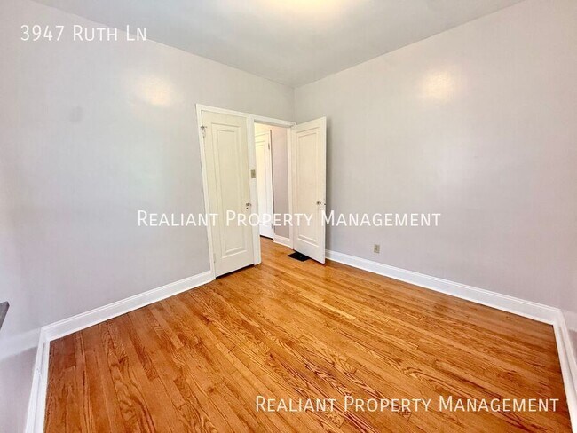 Building Photo - 3947 Ruth Ln