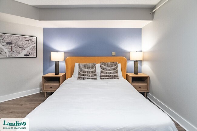 Building Photo - 1362 Passenger St